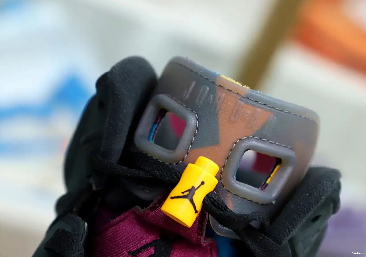 6 RETRO AIR BORDEAUX JORDAN 0512